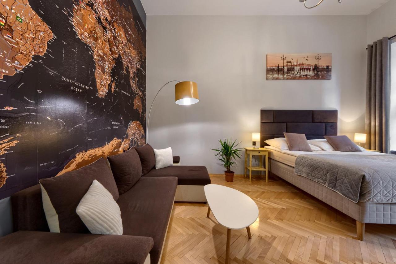 Comfortable Apartments In The Old Town Of Krakow Ngoại thất bức ảnh