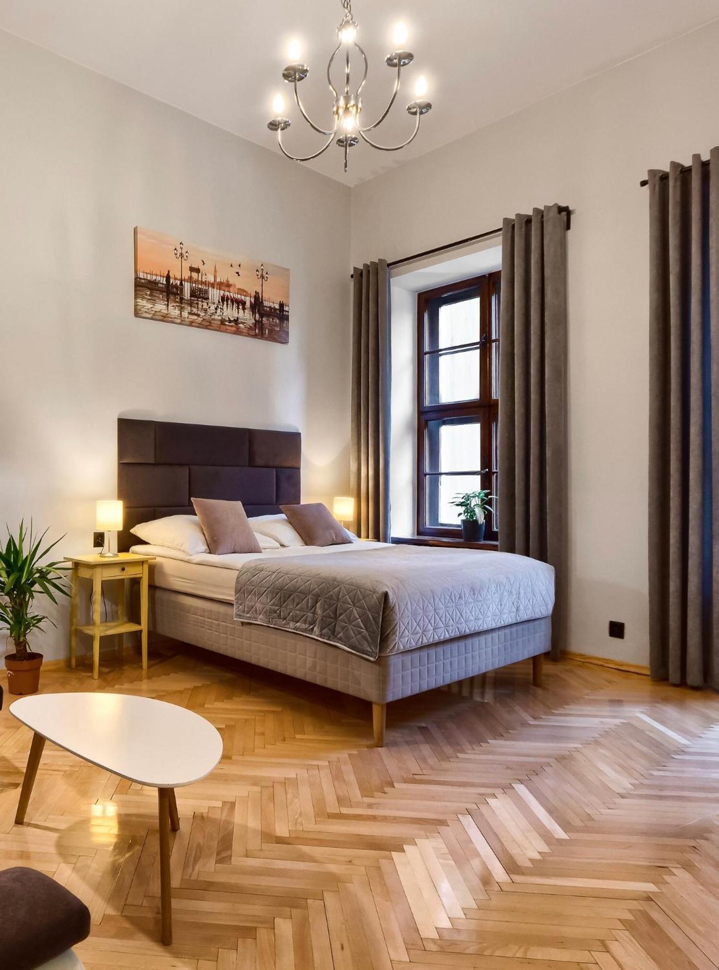 Comfortable Apartments In The Old Town Of Krakow Ngoại thất bức ảnh